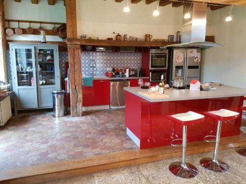 Escolives-Sainte-Camille Bed & Breakfast | 180 m² Bed and breakfast ∙ 3 bedrooms ∙ 11 guests
