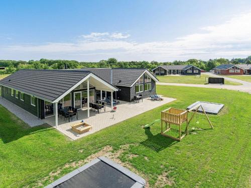 Grenaa House | 18 person holiday home in Grenaa