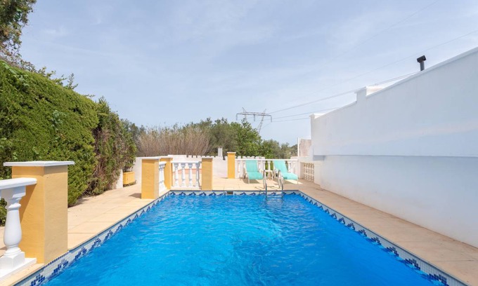 Torrent Apartment | 183 m² Apartment ∙ 4 bedrooms ∙ 8 guests