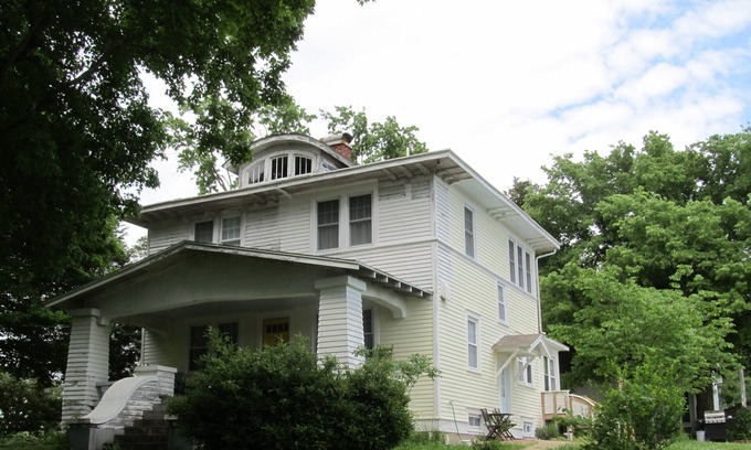 Carbondale Other | 1920's Farm House Built by the Trainmaster of Carbondale. Modern updates in 2012