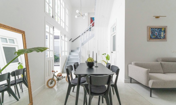 Nicosia House | 1924 Gemini House | Jacuzzi, Indoor Garden, Rooftop