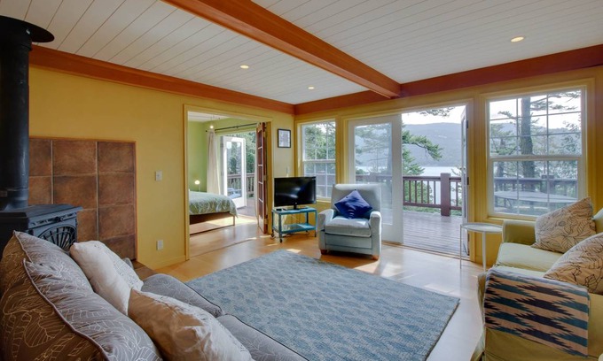 Eastsound House | 193 m² House ∙ 3 bedrooms ∙ 8 guests