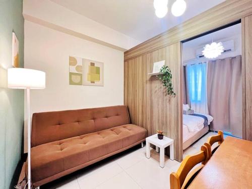 Highway Hills Apartment | 1BR Condotel with Balcony at FAME Residences #FM18
