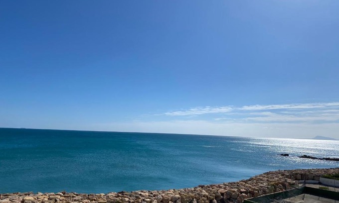 Cullera Apartment | 1era linea de playa Cullera MARENYET Apartamento con acceso directo al mar 7 plazas