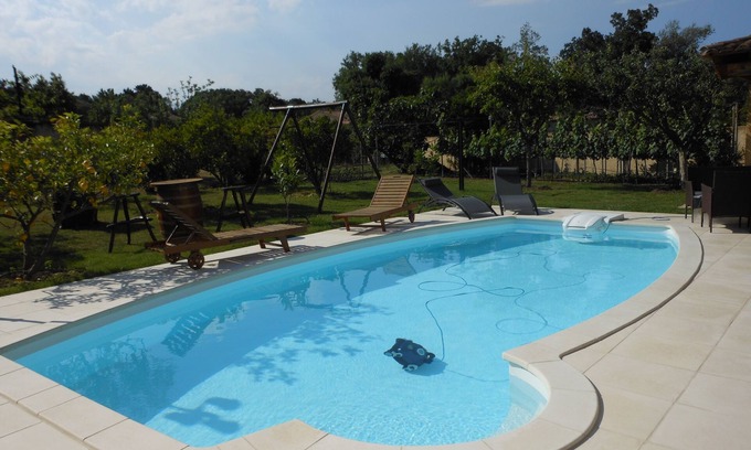 Morta Apartment | 1st floor apartment in villa with private pool and garden