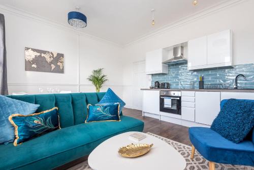 York Apartment | 1st Floor Nunnery Modern, Romantic 1 Bed Apartment in York Pass the Keys