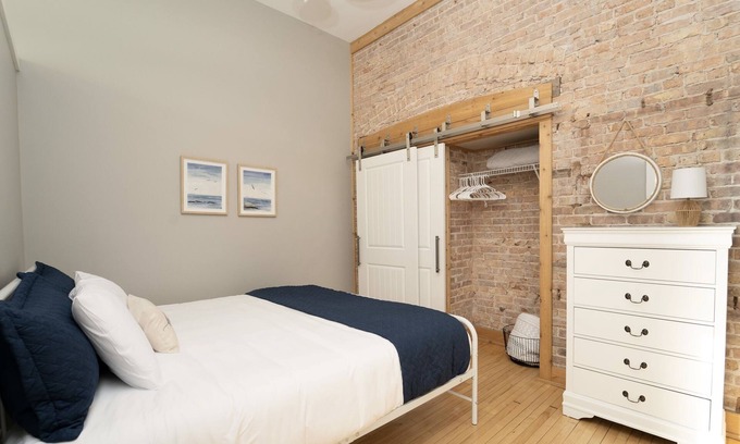 South Haven Condo | 2:00 PM check-in | Upscale loft | Indoor pool & hot tub