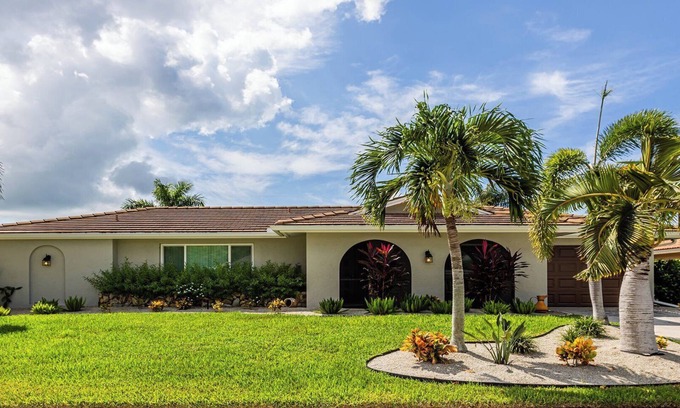 Marco Island House | 2/2 Home located in a quiet neighborhood with pool