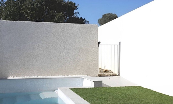 Puissalicon Apartment | 2/4 pers air-conditioned country cottage with private garden and shared swimming pool!