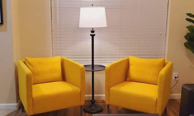 Reno House | 2 Bd, 2.5 Baths, Sleeps 6/B9