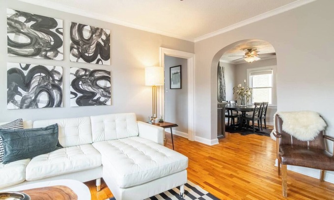 West Plaza Apartment | 2 Bd Condo on the Plaza! | 2