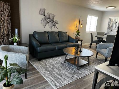 Grand Junction Apartment | 2 BDRM CONDO - Tranquility, Comfort & Location