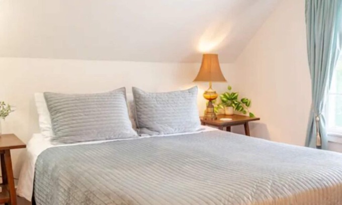 Waldoboro Apartment | 2 BDRM Cozy & private retreat. No shared spaces, No Kitchen or shower