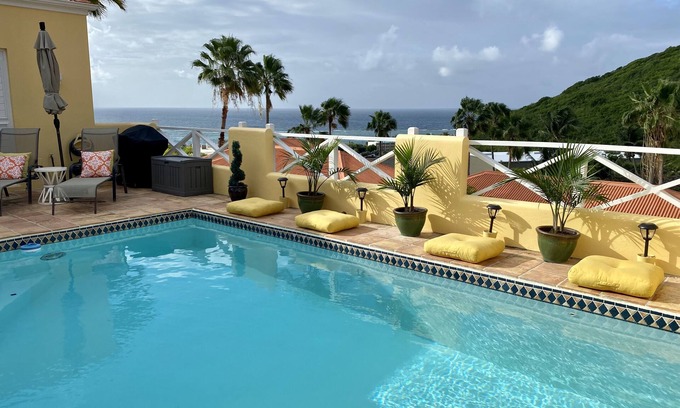 Teagues Bay Villa | 2 bed 2 bath Villa with Private Pool! Sleeps 4