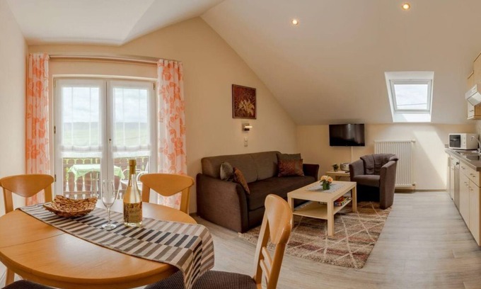 Kowerich Apartment | 2-bed apartment Dornfelder * (Winzerhof) - Ferienweingut Winnebeck