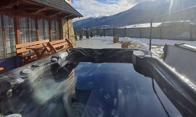 Koscielisko Apartment | 2-bed Apartment with private jacuzzi and a view
