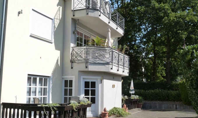 Mehring Bed & Breakfast | 2-bed apartment - Winzergasthof "Zum Kellerstübchen"
