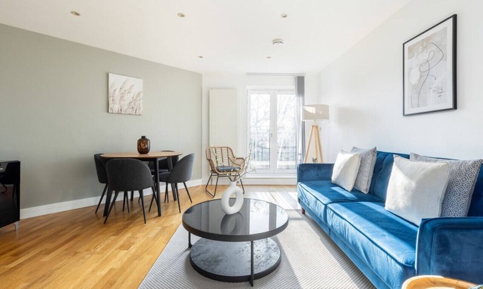 Wembley Park Apartment | 2 Bed Apartment with Balcony in Wembley