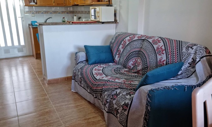 Lomas House | 2 Bed Bungalow - 10 minute walk To Beautiful Beach Between Guardamar And La Mata