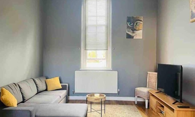 Wrexham Apartment | 2 Bed Self Contained Apartment Wrexham
