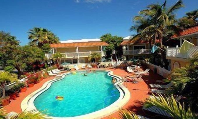 Bradenton Beach Hotel | 2 Bedroom, 2 Bathroom Deluxe Partial Gulf View. Pet Friendly