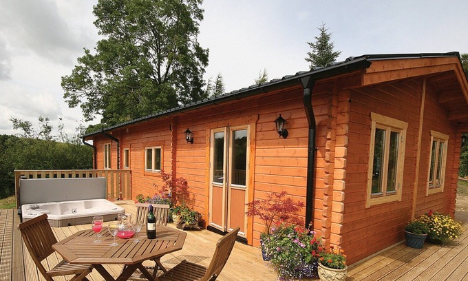 Newcastle-on-Clun Cottage | 2 bedroom accommodation in Nr. Bishops Castle