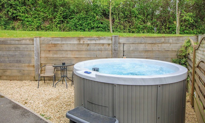 Middlezoy Apartment | 2 bedroom accommodation in Glastonbury