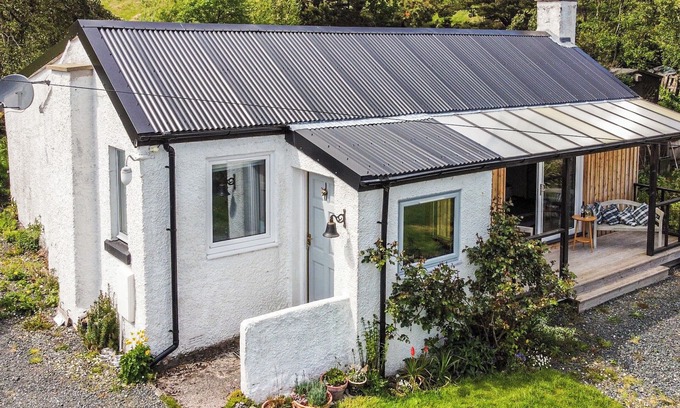 Poolewe Cottage | 2 bedroom accommodation in Naast, near Poolewe