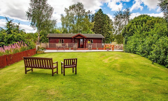 Inverness Cottage | 2 bedroom accommodation in Redfield, near Inverness