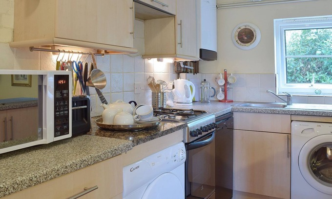 Harleston Cottage | 2 bedroom accommodation in Denton, near Bungay