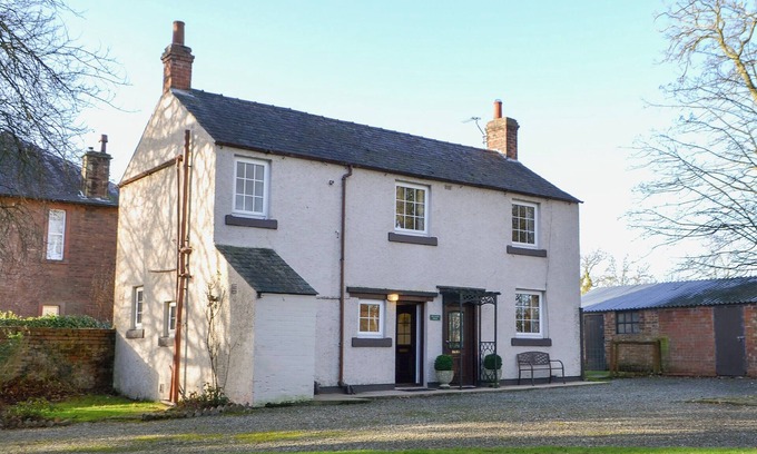 Carlisle Cottage | 2 bedroom accommodation in Cumwhinton, near Carlisle