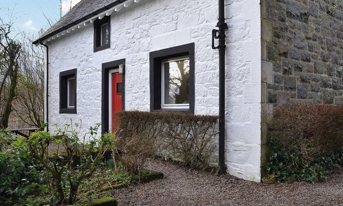 Stronmilchan Cottage | 2 bedroom accommodation in Dalmally, near Oban