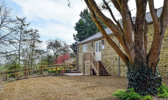 Helmdon Cottage | 2 bedroom accommodation in Falcutt