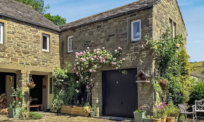Burnsall Cottage | 2 bedroom accommodation in Burnsall, near Skipton