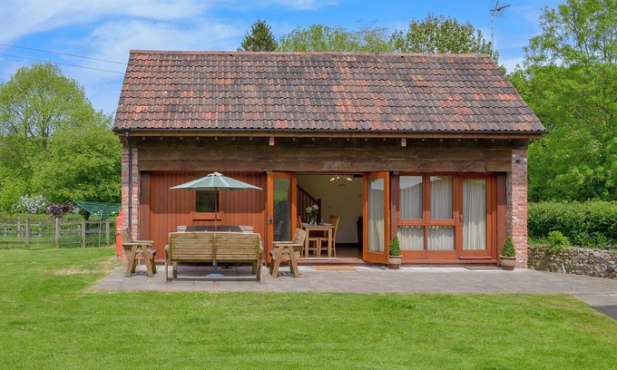 Honiton Cottage | 2 bedroom accommodation in Dunkeswell Abbey, near Honiton