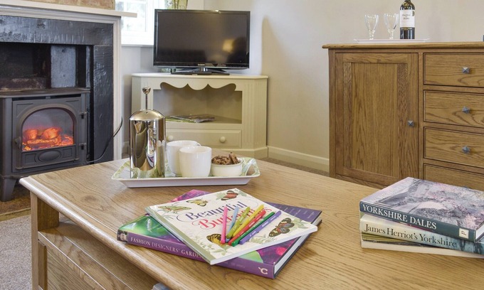 Holme Cottage | 2 bedroom accommodation in Holme on Swale, near Thirsk