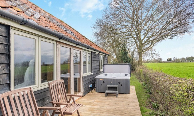 Diss Cottage | 2 bedroom accommodation in Fressingfield, near Eye
