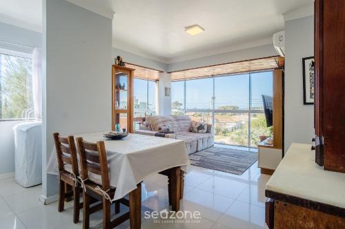 Vila Esperanca Apartment | 2 Bedroom Apartment 260m from the Beach RIB0201