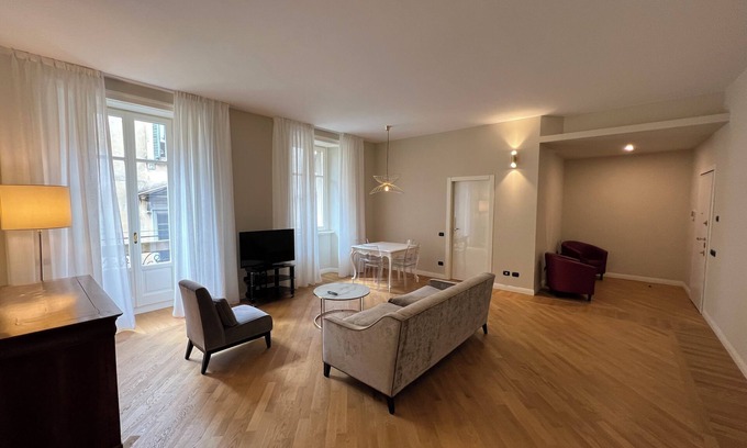 Como Apartment | 2 Bedroom Apartment in Como