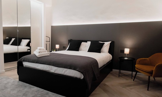 Taranto Apartment | 2 Bedroom Apartment in Taranto