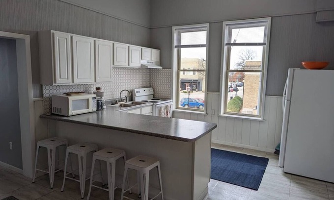Robinson Apartment | 2 Bedroom Apartment in the Heart of Robinson