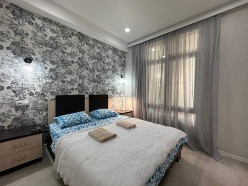 Bishkek Apartment | 2 bedroom apartment on Toktogula 165