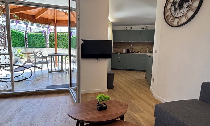 Quartiere XIII Aurelio Apartment | 2-bedroom apartment with WiFi,Last floor Aurelio vaticano