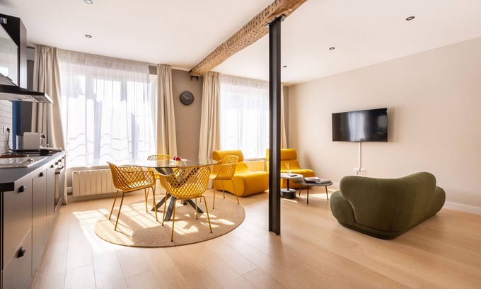 Lille Centre Ville Apartment | 2 bedroom apartments, ideal for groups & families