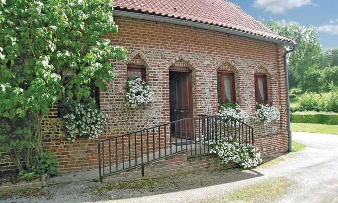 Embry House | 2 Bedroom Beautiful Home In Embry