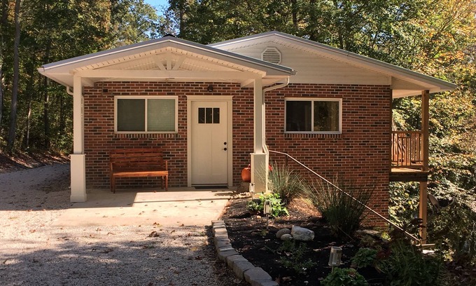 Farmers House | 2-Bedroom Bungalow on Triplett Creek – Near Cave Run Lake!