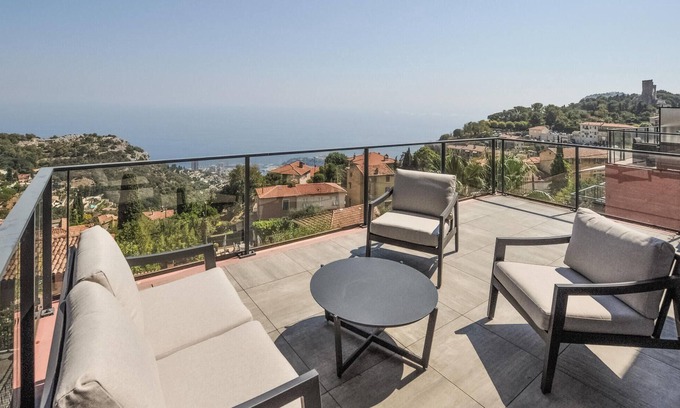La Turbie Apartment | 2 bedroom cozy apartment in La Turbie