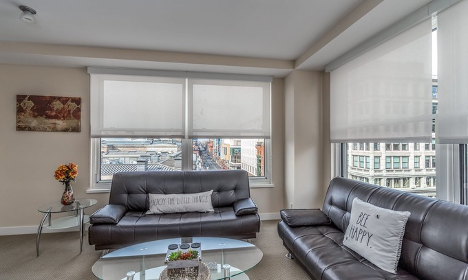 Penn Quarter Apartment | 2 Bedroom Fully Furnished Apartment in Downtown Washington by RedAwning