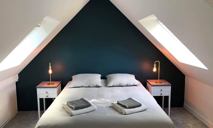 Quimperle House | 2 bedroom house in the heart of Bothané castle
