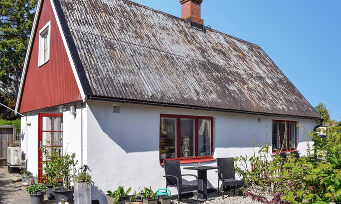 Simris House | 2 bedroom lovely home in Simrishamn